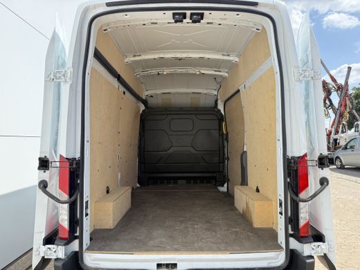 Ford E-Transit 68kWh 184PK L2H3 317km WLTP 97.3% (SOH) BEV Snelladen 360&deg; Camera Climate Control Cruise Control ... ActivLease financial lease