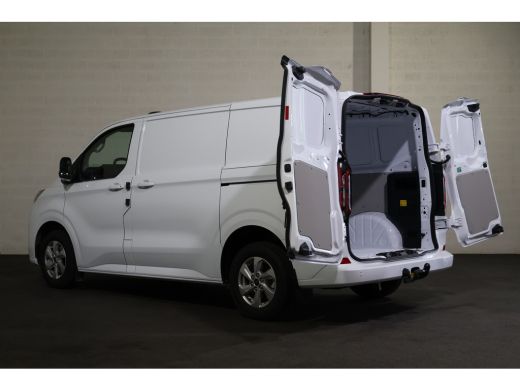 Ford E-Transit Custom 320 L1 H1 Limited 71 kWh 218pk 2x Schuifdeur Trekhaak ActivLease financial lease