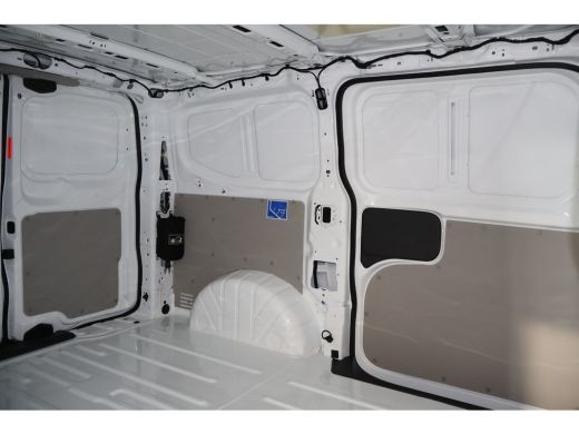 Ford E-Transit Custom 320 L1 H1 Limited 71 kWh 218pk 2x Schuifdeur Trekhaak ActivLease financial lease
