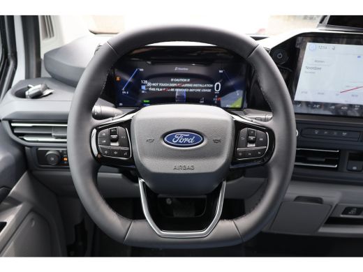 Ford E-Transit Custom 320 L1 H1 Limited 71 kWh 218pk 2x Schuifdeur Trekhaak ActivLease financial lease