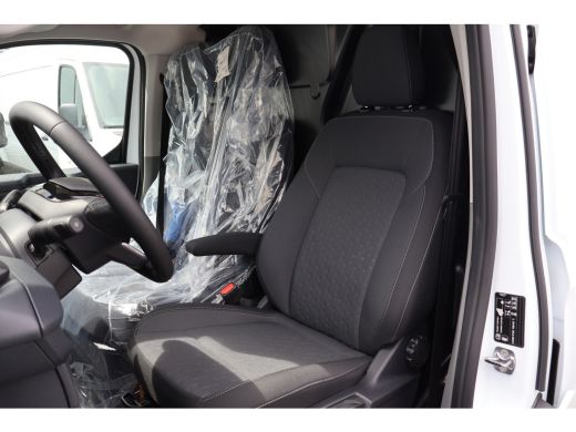 Ford E-Transit Custom 320 L1 H1 Limited 71 kWh 218pk 2x Schuifdeur Trekhaak ActivLease financial lease