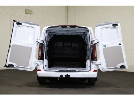 Ford E-Transit Custom 320 L1 H1 Limited 71 kWh 218pk 2x Schuifdeur Trekhaak ActivLease financial lease