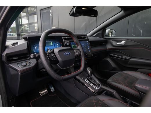 Ford Puma 1.0 EcoBoost Hybrid ST-Line X | Automaat | Nieuw model | Panoramdak | 360-camera | ELec. achtrekl... ActivLease financial lease