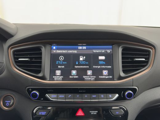 Hyundai IONIQ Comfort EV (INCL-BTW) Aut. *ADAPTIVE-CRUISE | DIGI-COCKPIT | SHIFTPADDLES | LANE-ASSIST | CCS-FAS... ActivLease financial lease