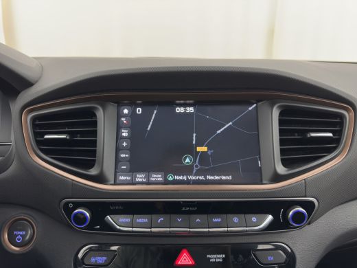 Hyundai IONIQ Comfort EV (INCL-BTW) Aut. *ADAPTIVE-CRUISE | DIGI-COCKPIT | SHIFTPADDLES | LANE-ASSIST | CCS-FAS... ActivLease financial lease