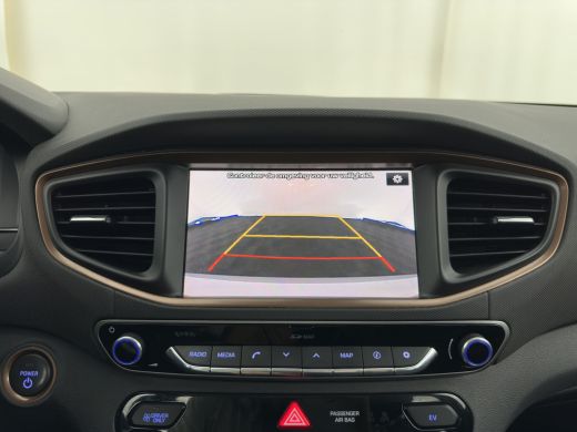 Hyundai IONIQ Comfort EV (INCL-BTW) Aut. *ADAPTIVE-CRUISE | DIGI-COCKPIT | SHIFTPADDLES | LANE-ASSIST | CCS-FAS... ActivLease financial lease
