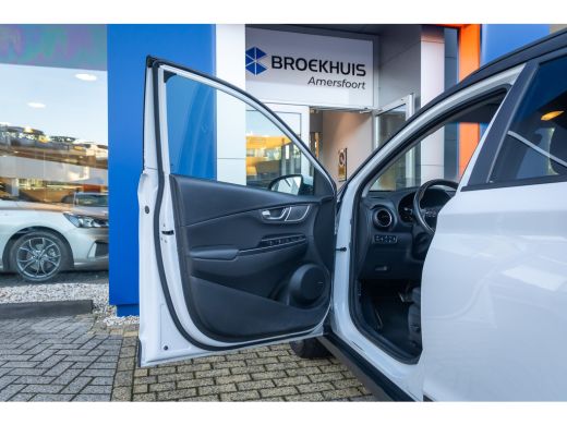 Hyundai Kona EV Comfort 64 kWh | Head-Up | Apple Carplay/Android Auto | Leder | Adaptive Cruise Control | Acht... ActivLease financial lease