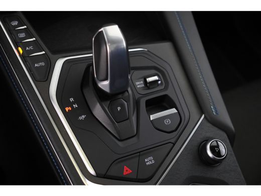 Lynk & Co 01 1.5 Panoramadak, Adaptieve Cruise Control, Airco, Apple Carplay ActivLease financial lease
