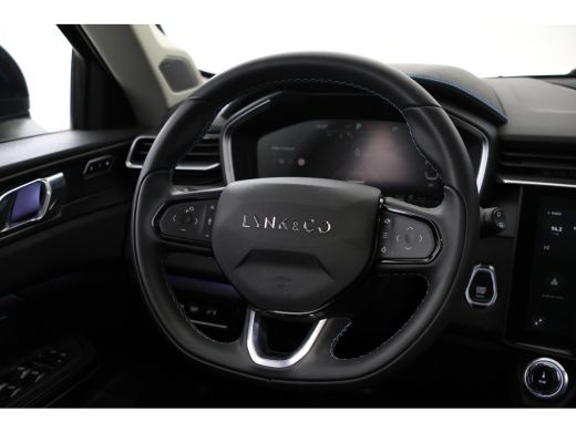Lynk & Co 01 1.5 Panoramadak, Adaptieve Cruise Control, Airco, Apple Carplay ActivLease financial lease
