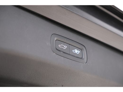 Lynk & Co 01 1.5 Panoramadak, Adaptieve Cruise Control, Airco, Apple Carplay ActivLease financial lease