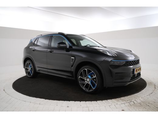 Lynk & Co 01 1.5 Panoramadak, Adaptieve Cruise Control, Airco, Apple Carplay ActivLease financial lease