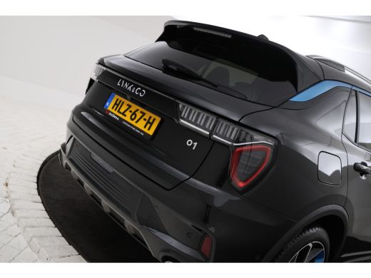 Lynk & Co 01 1.5 Panoramadak, Adaptieve Cruise Control, Airco, Apple Carplay ActivLease financial lease