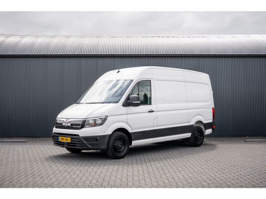 MAN TGE 2.0 TDI | L3H3 | 140 PK | 3-Zits | Trekhaak 3.0T | 1e Eigenaar | Camera | Carplay | Cruise | Airc... ActivLease financial lease