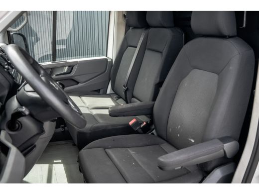 MAN TGE 2.0 TDI | L3H3 | 140 PK | 3-Zits | Trekhaak 3.0T | 1e Eigenaar | Camera | Carplay | Cruise | Airc... ActivLease financial lease