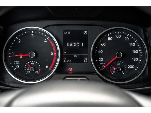 MAN TGE 2.0 TDI | L3H3 | 140 PK | 3-Zits | Trekhaak 3.0T | 1e Eigenaar | Camera | Carplay | Cruise | Airc... ActivLease financial lease