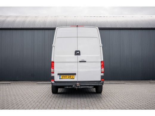 MAN TGE 2.0 TDI | L3H3 | 140 PK | 3-Zits | Trekhaak 3.0T | 1e Eigenaar | Camera | Carplay | Cruise | Airc... ActivLease financial lease
