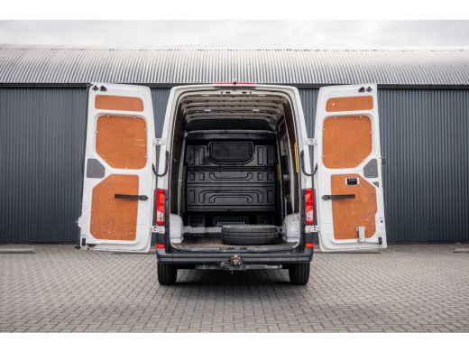 MAN TGE 2.0 TDI | L3H3 | 140 PK | 3-Zits | Trekhaak 3.0T | 1e Eigenaar | Camera | Carplay | Cruise | Airc... ActivLease financial lease
