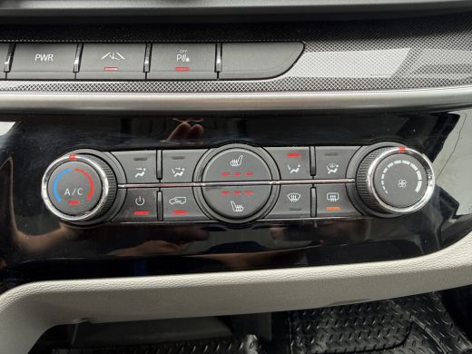 Maxus eDeliver9 72kWh 204PK Elektrisch 72kWh 280km WLTP L3H2 ACC Stoelverwarming Snelladen LED Carplay Parkeersen... ActivLease financial lease