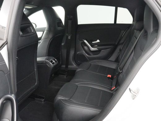 Mercedes-Benz CLA Shooting Brake 250 e AMG Line | SOH 92.9% | Trekhaak | Leder | Camera | Carplay | Park assist | C... ActivLease financial lease