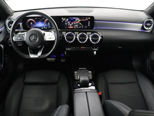 Mercedes-Benz CLA Shooting Brake 250 e AMG Line | SOH 92.9% | Trekhaak | Leder | Camera | Carplay | Park assist | C... ActivLease financial lease