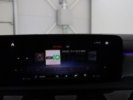 Mercedes-Benz CLA Shooting Brake 250 e AMG Line | SOH 92.9% | Trekhaak | Leder | Camera | Carplay | Park assist | C... ActivLease financial lease