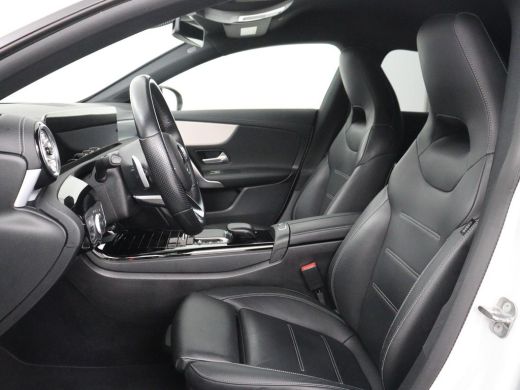 Mercedes-Benz CLA Shooting Brake 250 e AMG Line | SOH 92.9% | Trekhaak | Leder | Camera | Carplay | Park assist | C... ActivLease financial lease
