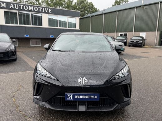 MG MG4 EV Luxury 64 kWh LONG RANGE | SOH 96% | 15.000KM | 360&deg; CAMERA | STOEL & STUURVERWARMING | 7 JAAR MG... ActivLease financial lease