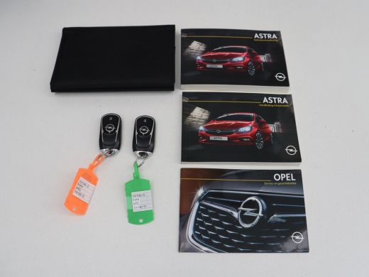 Opel Astra 1.0 Turbo Innovation | Carplay | Cruise control | Navigatie | Park assist | Climate control | Ful... ActivLease financial lease