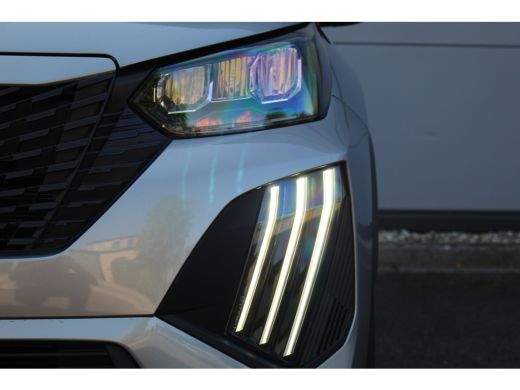 Peugeot 2008 1.2 Hybrid 145 PK Style | Climate & Cruise C. | CarPlay | Park Assist | Navigatie | LED | DAB + |... ActivLease financial lease