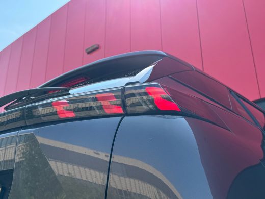 Peugeot 2008 1.2 PureTech Active Pack ActivLease financial lease