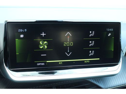 Peugeot 208 1.2 GT Aut. | Camera | Half Leder | CarPlay | Climate & cruise C. | LED | 17" | Camera | Half Led... ActivLease financial lease