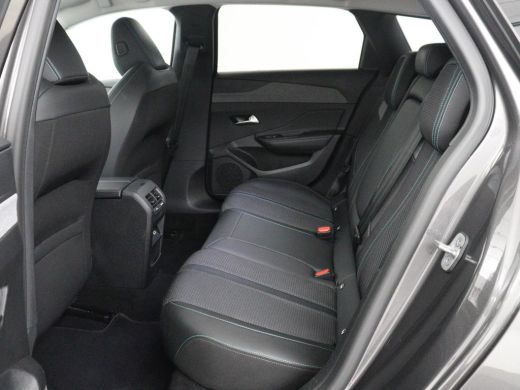 Peugeot 308 SW 1.6 HYbrid 180 Allure Pack Business | SOH 97.3% | Trekhaak | 360 camera | Adaptive cruise | Ca... ActivLease financial lease