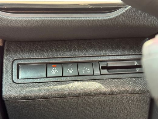 Peugeot 5008 1.6 GT Pack Business 7P | Focal | Panoramadak | Stoelverwarming | Elektrische kofferbak | Navigatie ActivLease financial lease