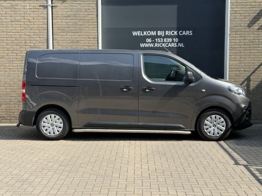 Peugeot e-Expert Standard Premium 136 PK 75 kWh CarPlay/Cruise control/achteruitrij camera ActivLease financial lease