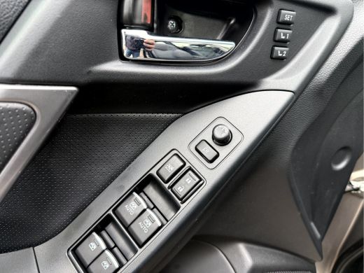 Subaru Forester 2.0 Premium NL. Auto, Vol Opties. ActivLease financial lease