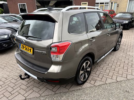 Subaru Forester 2.0 Premium NL. Auto, Vol Opties. ActivLease financial lease
