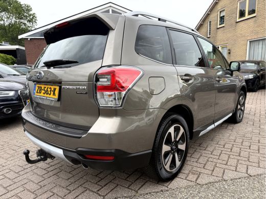 Subaru Forester 2.0 Premium NL. Auto, Vol Opties. ActivLease financial lease