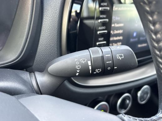 Toyota Aygo 1.0 VVT-i S-CVT **AUTOMAAT/ ADAPTIEF CRUISE CONTROL/ APPLE CARPLAY** ActivLease financial lease