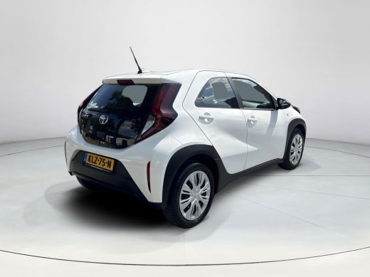 Toyota Aygo 1.0 VVT-i S-CVT **AUTOMAAT/ ADAPTIEF CRUISE CONTROL/ APPLE CARPLAY** ActivLease financial lease