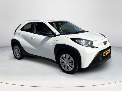 Toyota Aygo 1.0 VVT-i S-CVT **AUTOMAAT/ ADAPTIEF CRUISE CONTROL/ APPLE CARPLAY** ActivLease financial lease