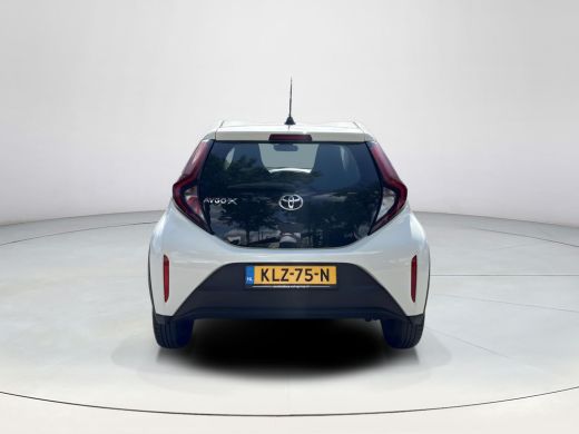 Toyota Aygo 1.0 VVT-i S-CVT **AUTOMAAT/ ADAPTIEF CRUISE CONTROL/ APPLE CARPLAY** ActivLease financial lease