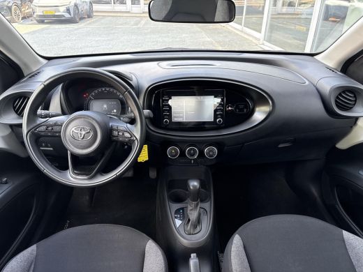 Toyota Aygo 1.0 VVT-i S-CVT **AUTOMAAT/ ADAPTIEF CRUISE CONTROL/ APPLE CARPLAY** ActivLease financial lease
