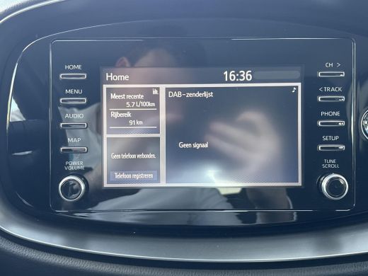 Toyota Aygo 1.0 VVT-i S-CVT Play **AUTOMAAT/ ADAPTIEF CRUISE CONTROL/ PARKEERCAMERA** ActivLease financial lease