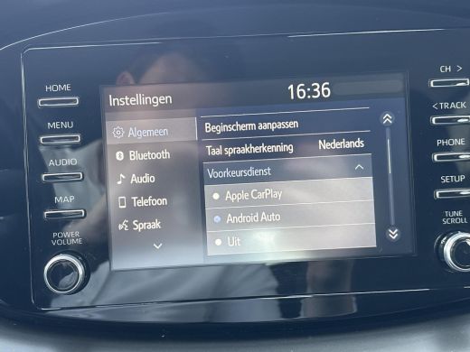 Toyota Aygo 1.0 VVT-i S-CVT Play **AUTOMAAT/ ADAPTIEF CRUISE CONTROL/ PARKEERCAMERA** ActivLease financial lease