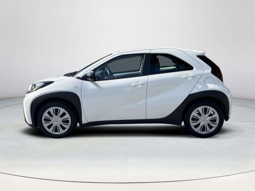 Toyota Aygo 1.0 VVT-i S-CVT Play **AUTOMAAT/ ADAPTIEF CRUISE CONTROL/ PARKEERCAMERA** ActivLease financial lease