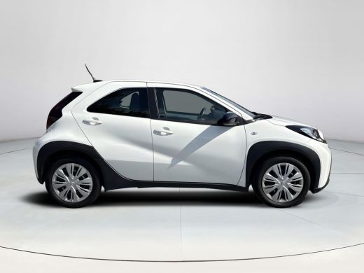 Toyota Aygo 1.0 VVT-i S-CVT Play **AUTOMAAT/ ADAPTIEF CRUISE CONTROL/ PARKEERCAMERA** ActivLease financial lease