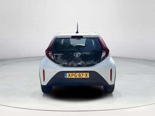 Toyota Aygo 1.0 VVT-i S-CVT Play **AUTOMAAT/ ADAPTIEF CRUISE CONTROL/ PARKEERCAMERA** ActivLease financial lease
