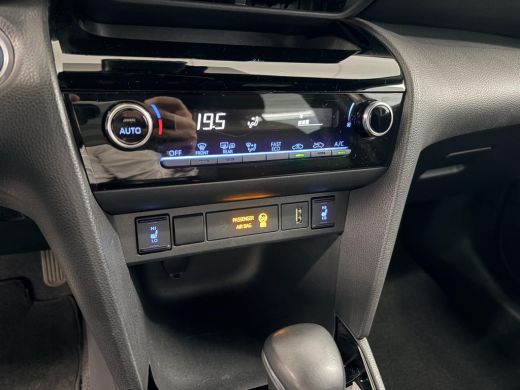 Toyota Yaris Cross 1.5 Hybrid Explore ActivLease financial lease