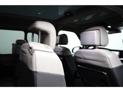 Volkswagen Multivan 1.4 eHybrid 218 pk life 7pers. | Achteruitrijcamera | Apple Carplay | Stoelverwarming | ActivLease financial lease