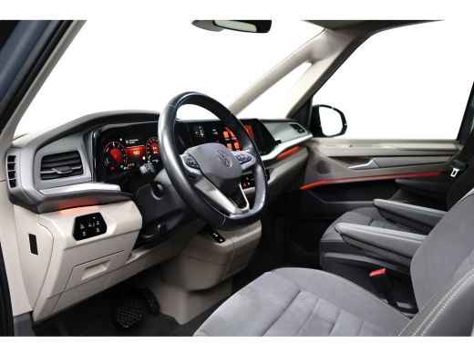 Volkswagen Multivan 1.4 eHybrid 218 pk life 7pers. | Achteruitrijcamera | Apple Carplay | Stoelverwarming | ActivLease financial lease